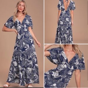 Lulus Savanna Navy Blue White Floral Maxi Dress Sz.S NWT Boho Flutter Sleeve